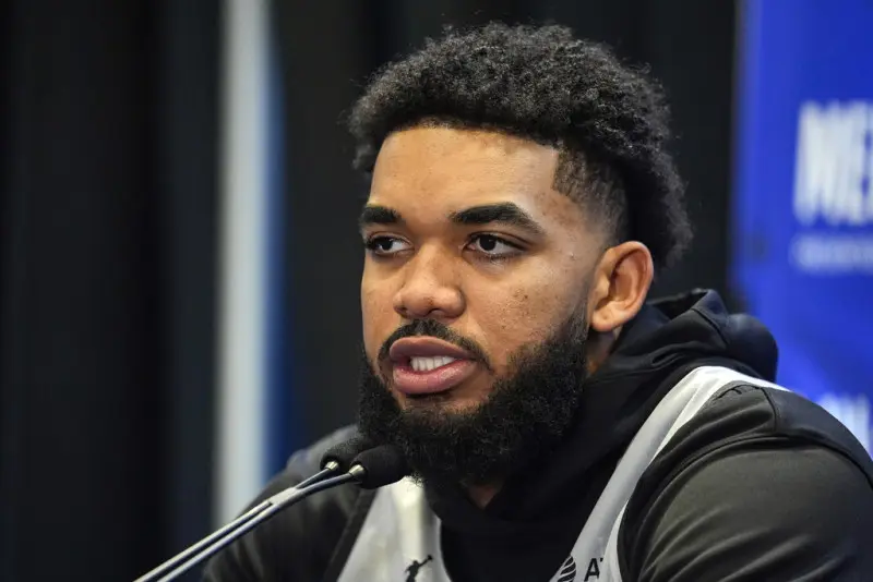 El dominicano Karl-Anthony Towns, nuevo jugador de los New York Knicks