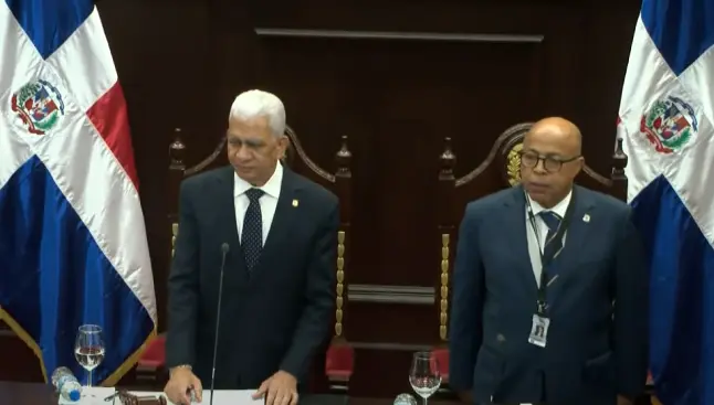 Asamblea Nacional presenta nueva Constitución en lectura íntegra, sin participación de la oposición