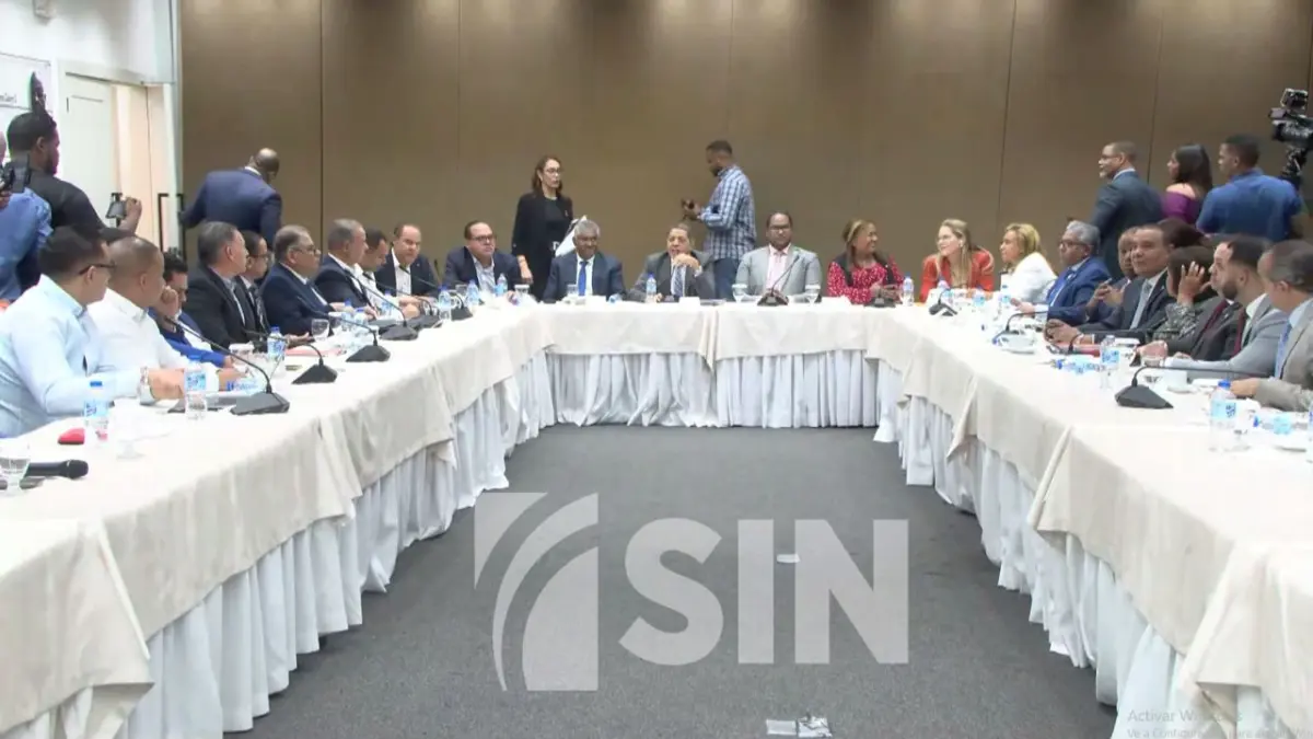 Diputados continúan escuchando sectores que serían tocados por el paquete impositivo