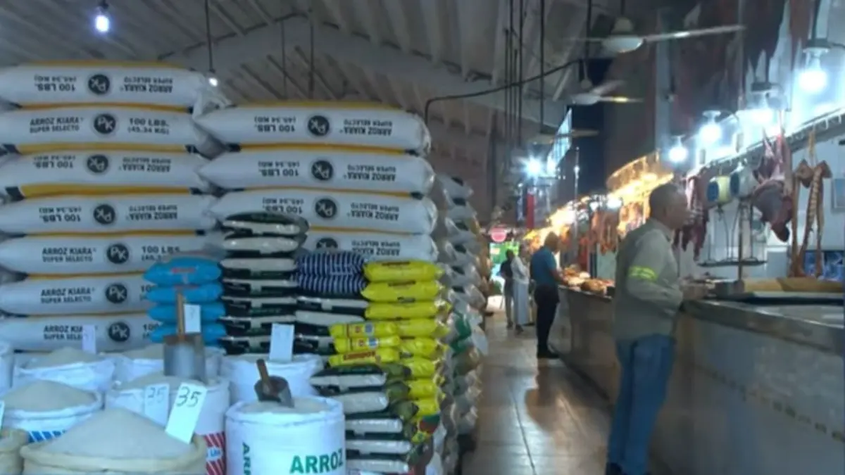 Como un golpe al presupuesto familiar de los más pobres califican amas de casa el impacto del paquete tributario