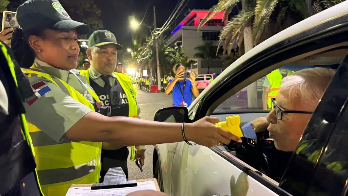 35 conductores dan positivo en control de la DIGESETT en operativo de alcoholimetría