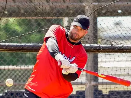 José Marmolejos se integra a prácticas de Leones