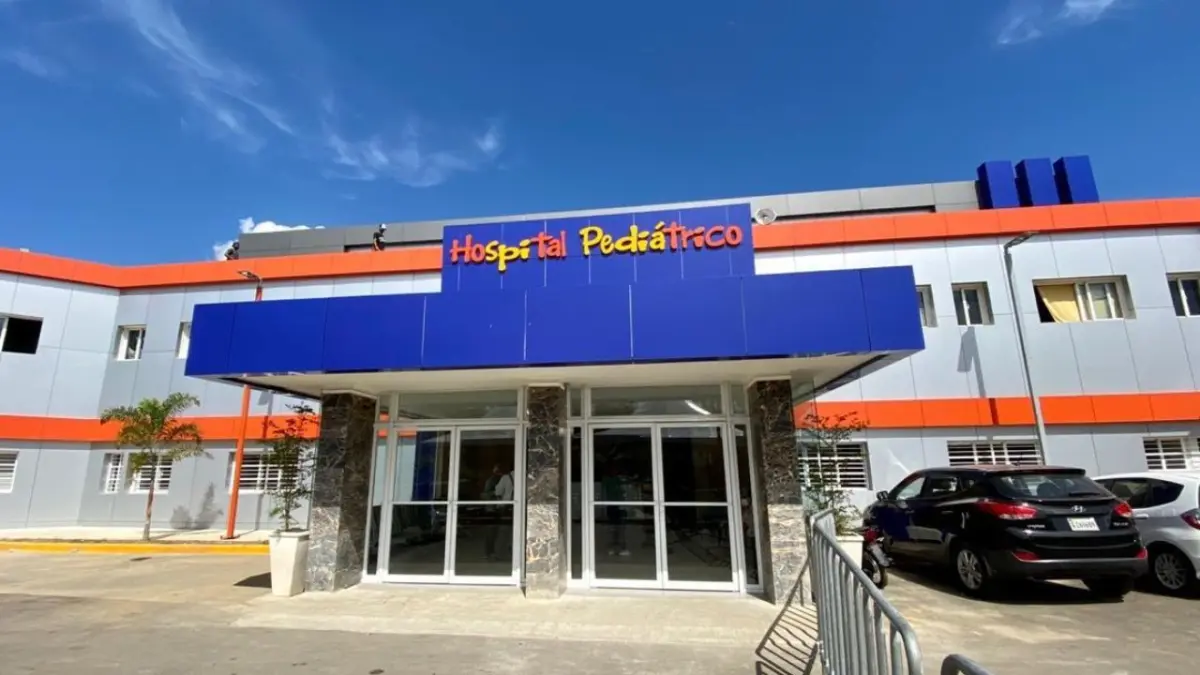 Una niña y una adolescente ingresados en hospital tras caer de edificios en hechos distintos