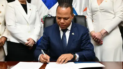 Milton Morrison reclama RD$10 millones por da&ntilde;os y perjuicios en demanda contra presidente de Dekolor