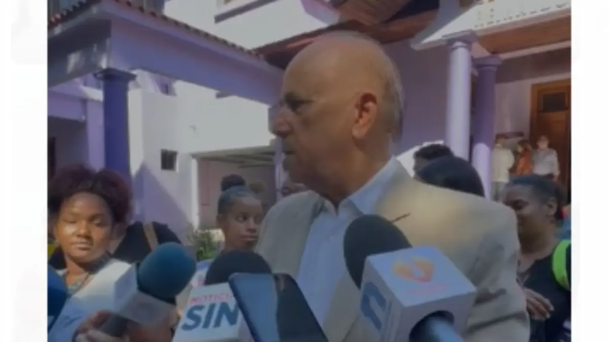 Luis de León renuncia a su candidatura a la Secretaría General del PLD