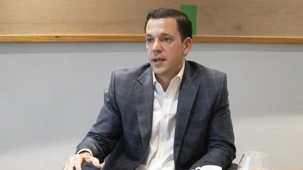 “La Contraloría aprobó todo y Compras y Contrataciones no advirtió”, dice Hugo Beras sobre contrato con Transcore Latam