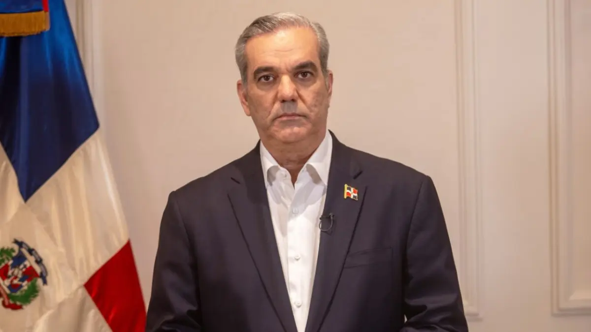 Luis Abinader revela intención de nombrar a Carlos Pimentel en ambas direcciones era unificarlas