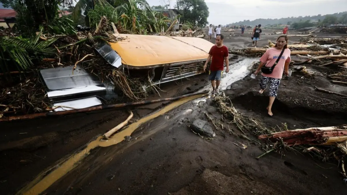Suben a 46 los muertos a causa de la tormenta tropical Trami en Filipinas