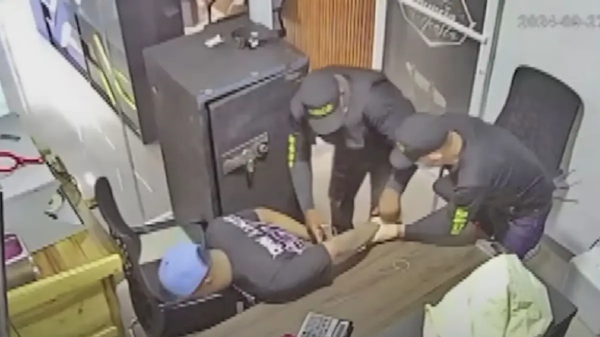 Desmantelan supuesta banda que robó prendas valoradas en RD$8 MM en Barahona