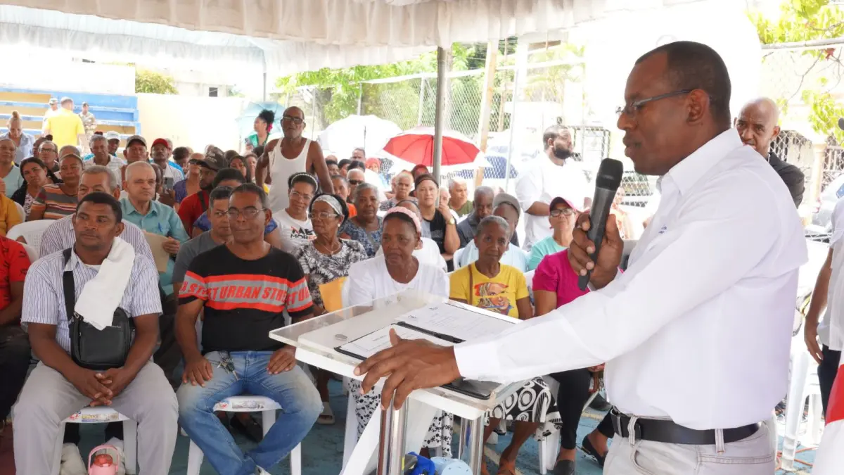 Gobierno inicia procesos de titulación en sectores de SDO y Los Alcarrizos