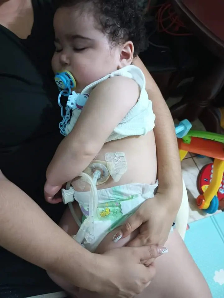 Familiares solicitan ayuda económica para intervención quirúrgica de un niño