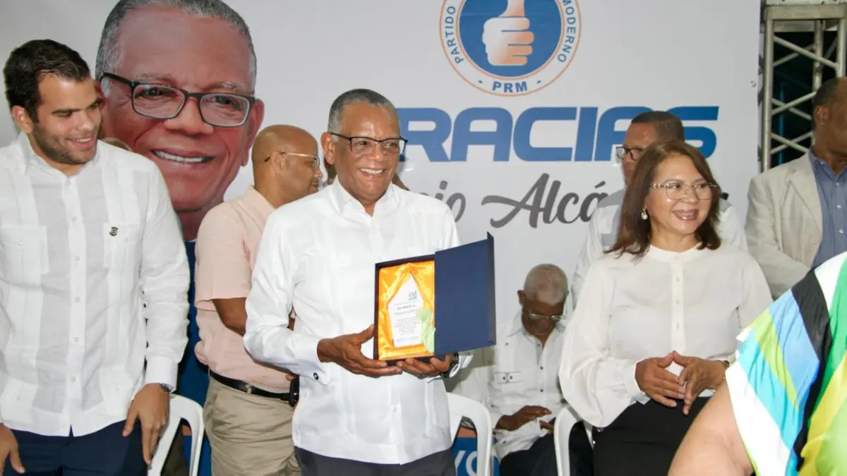 Dirigentes del PRM reconocen a Venancio Alcántara como líder de las bases del partido