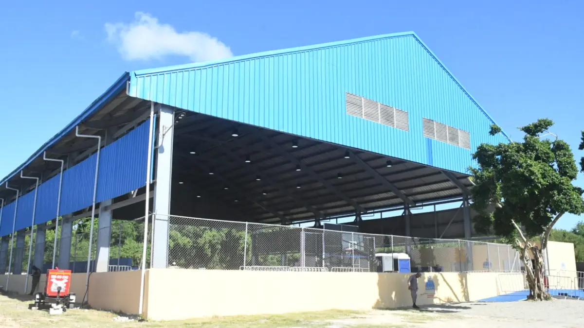Inauguran centro deportivo en Boca Chica