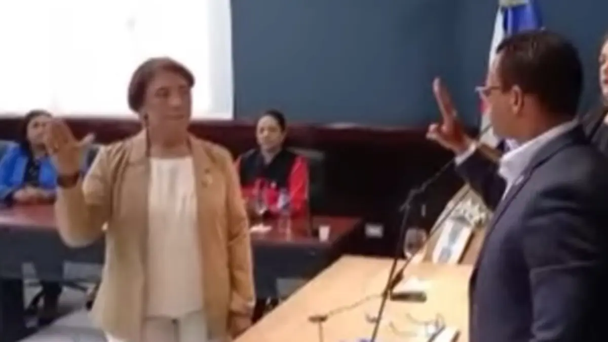 Juramentan alcaldesa de La Vega en medio de fuertes medidas de seguridad