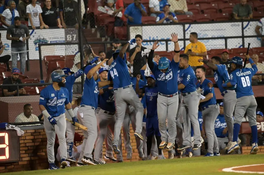 Licey lidera el round robin mientras Águilas están al borde de una situación crítica