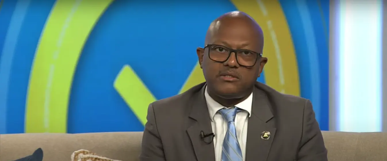 El CMD defiende demanda busca cobrar 14 salarios al año