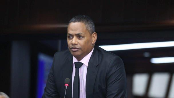 Iniciativa de Bolívar Valera aboga por contenido respetuoso y ético en plataformas digitales