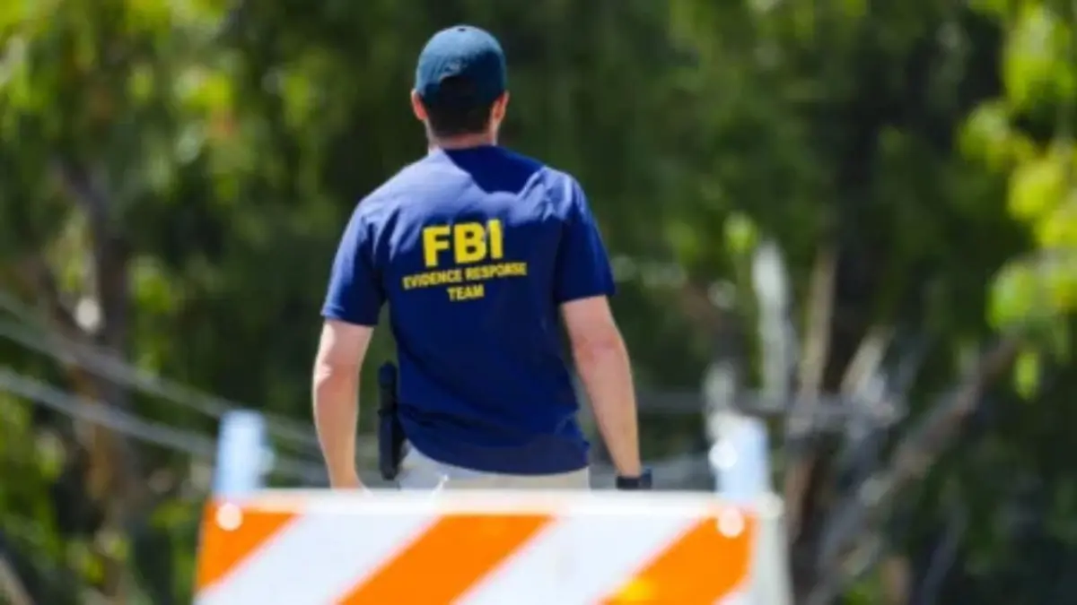 El FBI alerta de que su nombre y logos se están usando en desinformación electoral