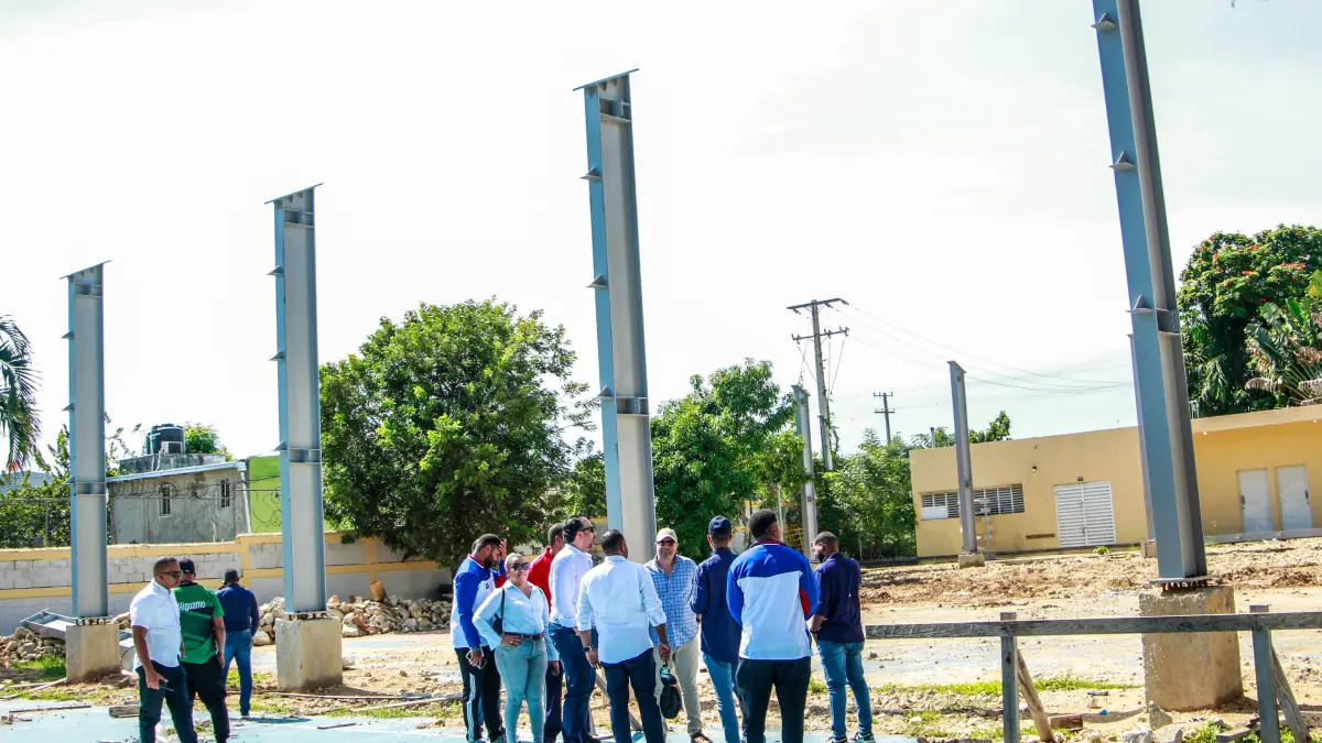 MINERD y el INEFI preparan gran centro deportivo en escuela de San Pedro de Macorís