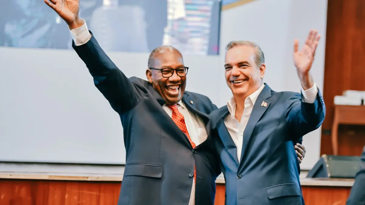 UASD otorgará título de “Doctor Honoris Causa” al presidente Luis Abinader