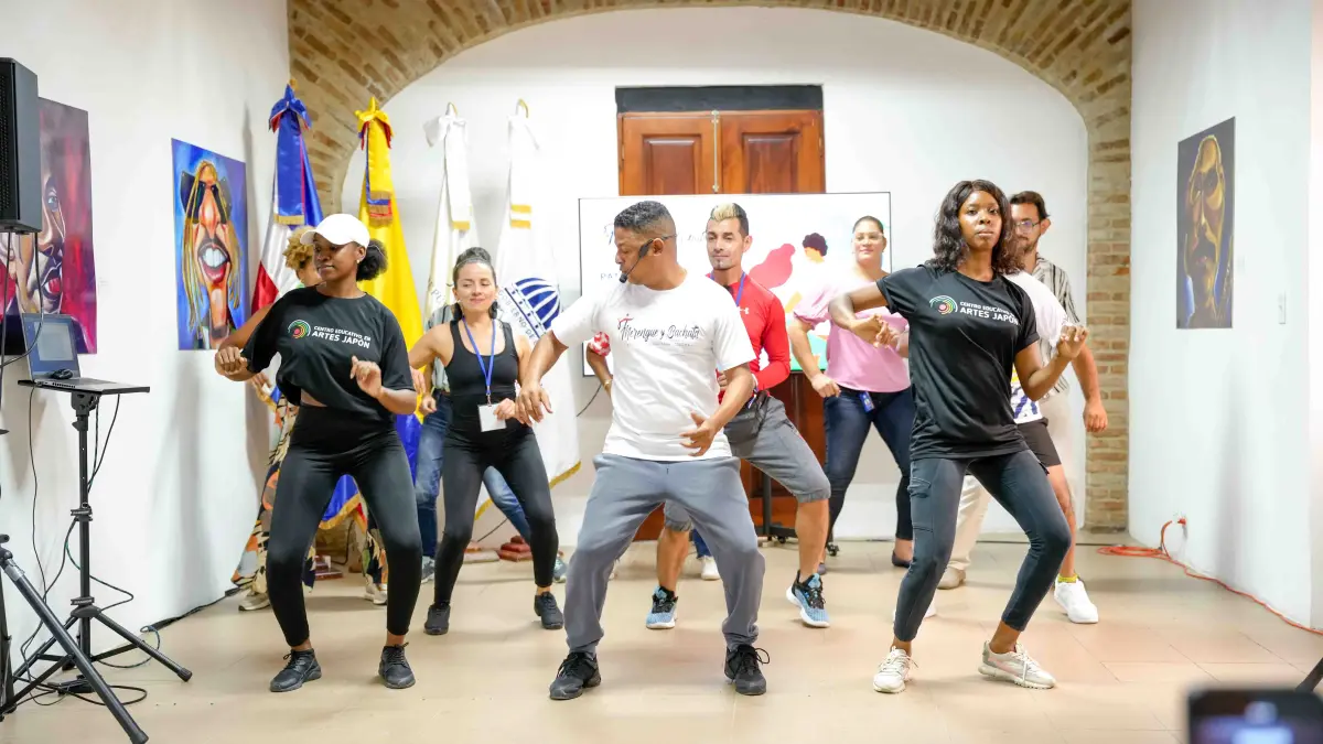 Emiten resolución que exhorta a emisoras difundir la bachata el 11 de diciembre