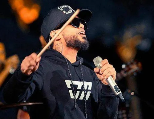 Don Miguelo encenderá el espíritu navideño este viernes en Anastasia