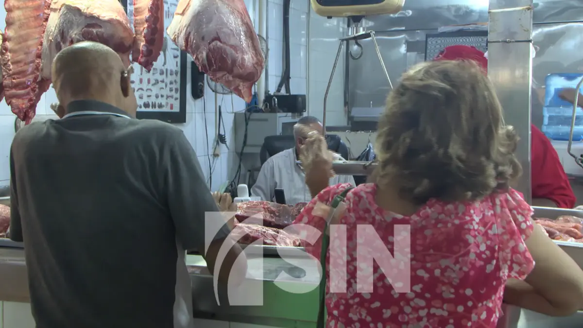 La falta de divisas dificulta los preparativos para las celebraciones navideñas