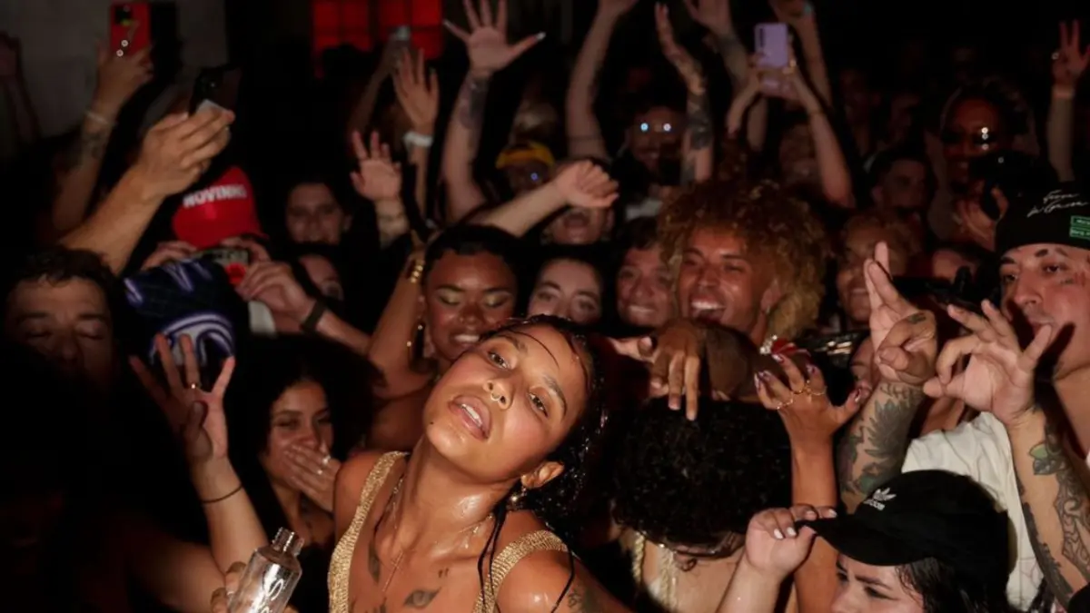 Tokischa llega a Brasil por primera vez y comparte con sus fans en una velada exclusiva