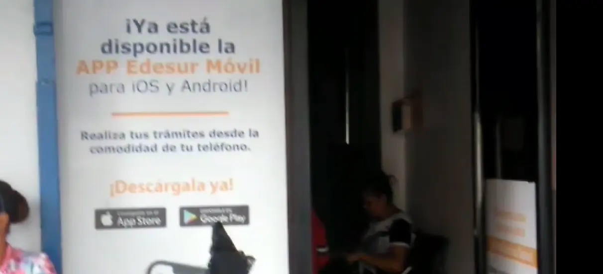 Oficina de Edesur no puede cobrar la energía eléctrica porque no hay luz