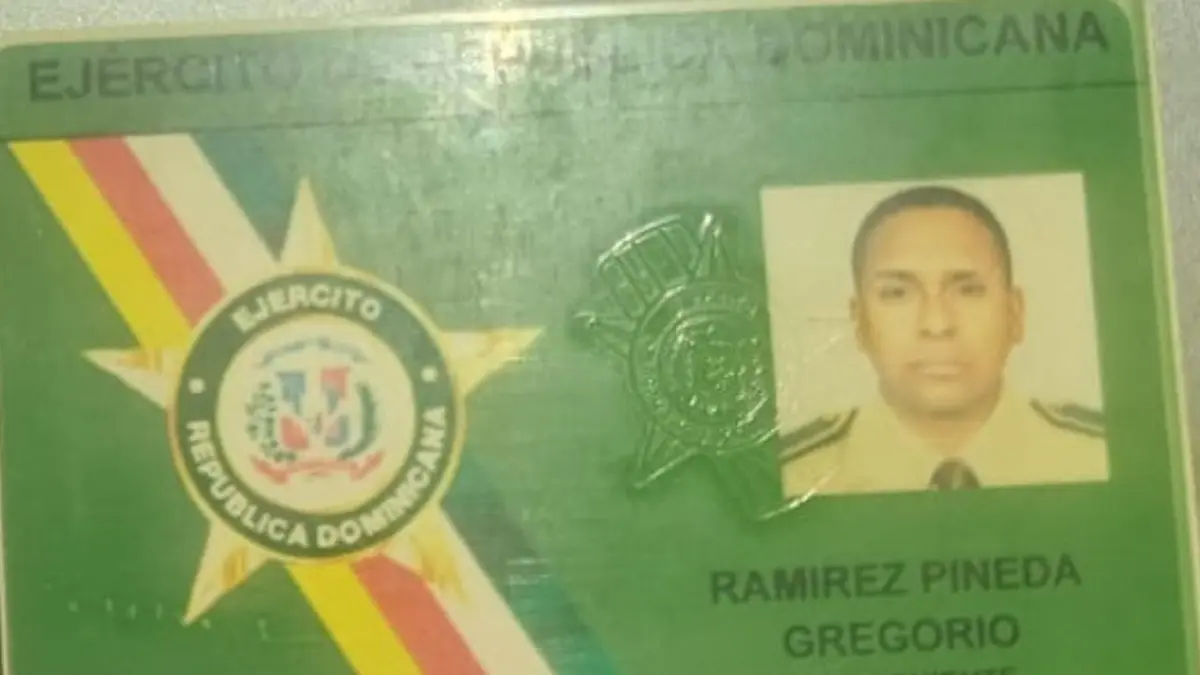 Velan restos de segundo teniente del Ejército que murió durante un atraco