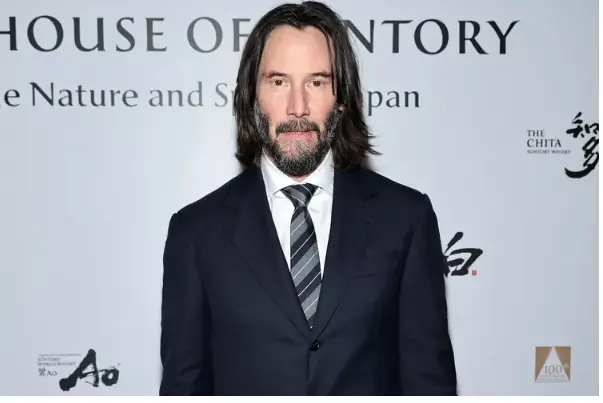 Recuperan en Chile relojes robados de Keanu Reeves en EEUU