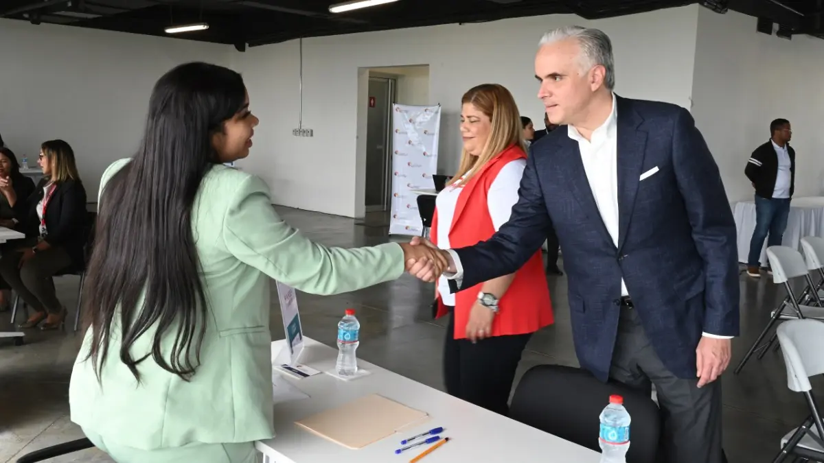 Impulsan la inserción laboral femenina con apoyo al programa Mujer Digital