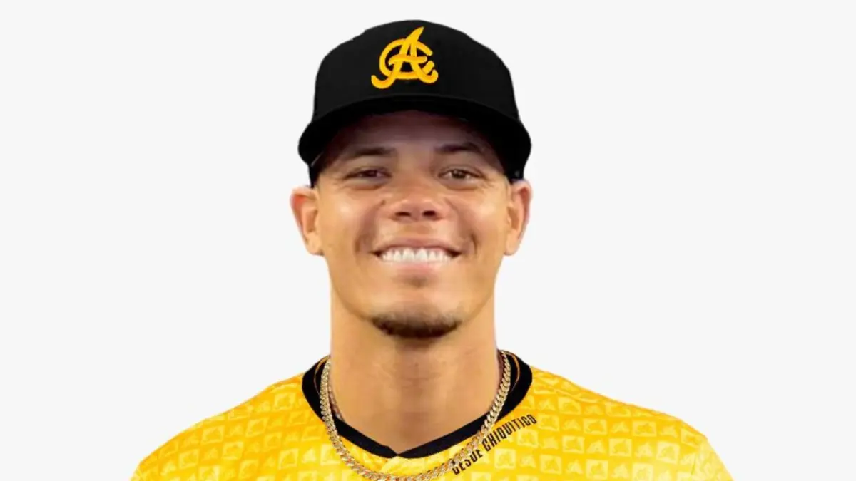 Águilas anuncian contratación del lanzador Yoan López