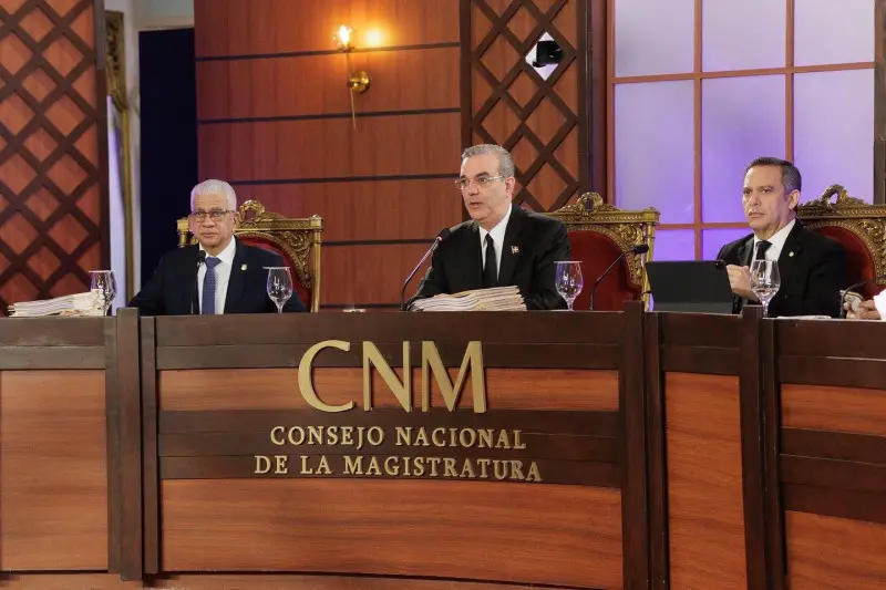 Abinader convoca primera reunión del CNM para conocer la propuesta de reglamento de aplicación de la Ley que lo rige