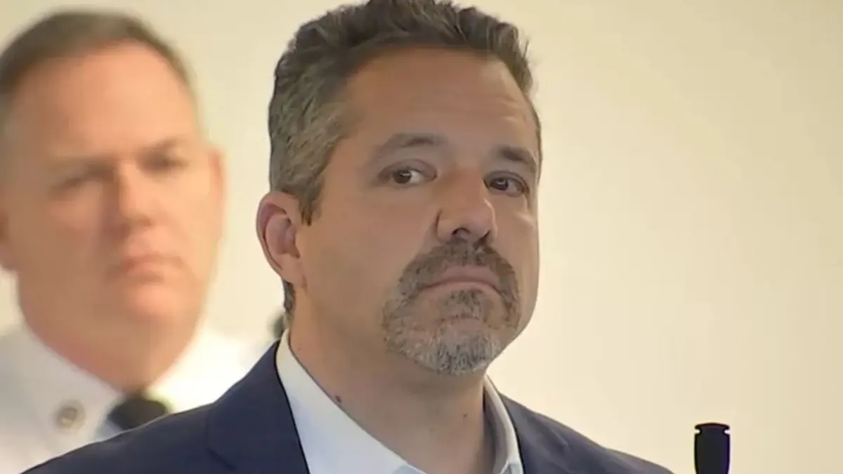 Acusan médico de agredir sexualmente a más de 200 mujeres