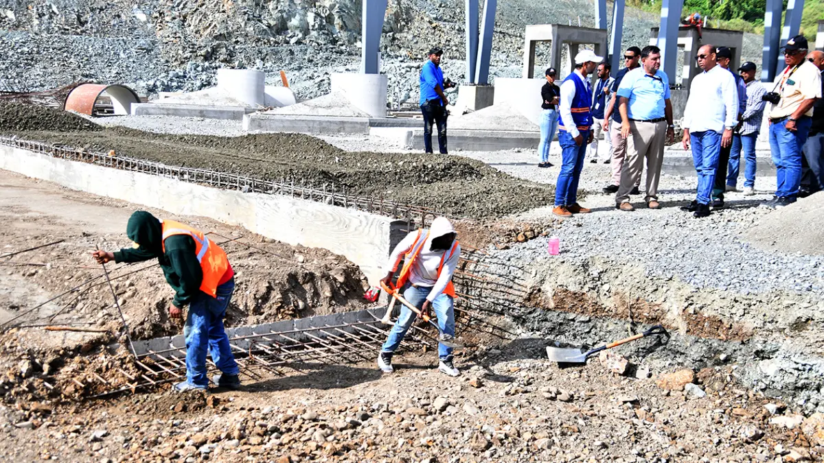 Deligne Ascención destaca avance trabajos del nuevo Peaje autopista Duarte