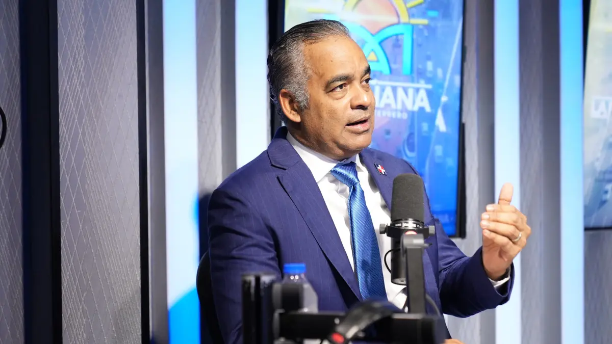 Ministro Santos dice inversión en reasentamiento en Cotuí podría alcanzar RD$20 mil millones