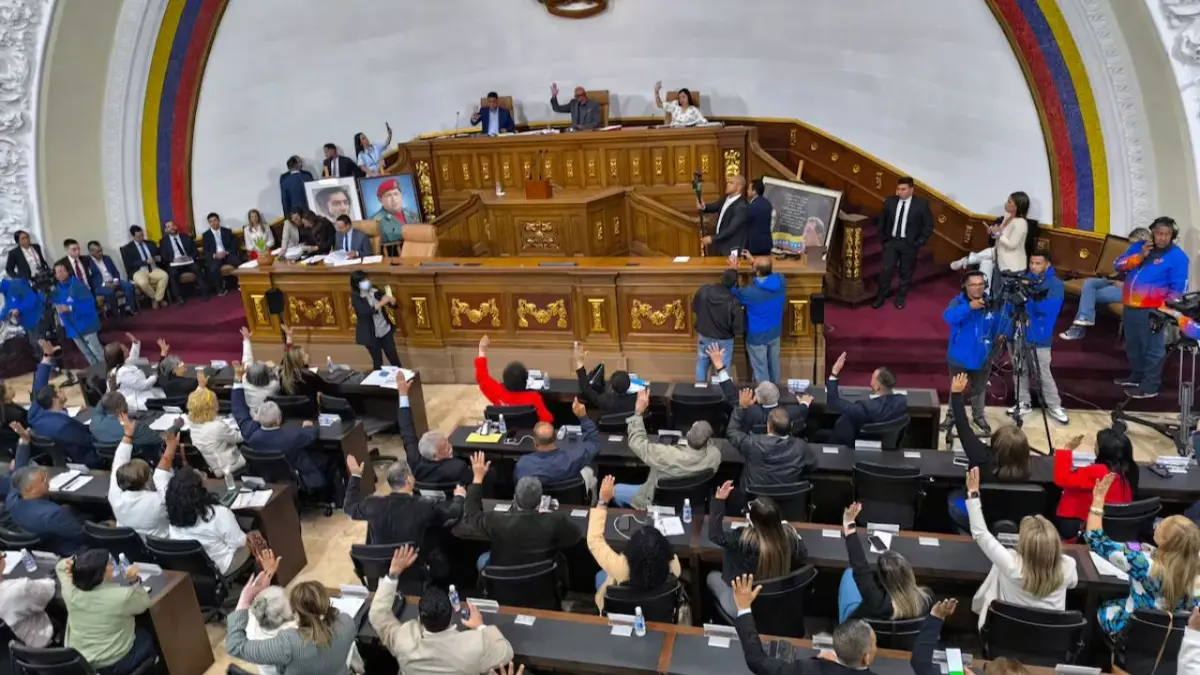 El Parlamento venezolano declara personas no gratas a nueve expresidentes latinoamericanos