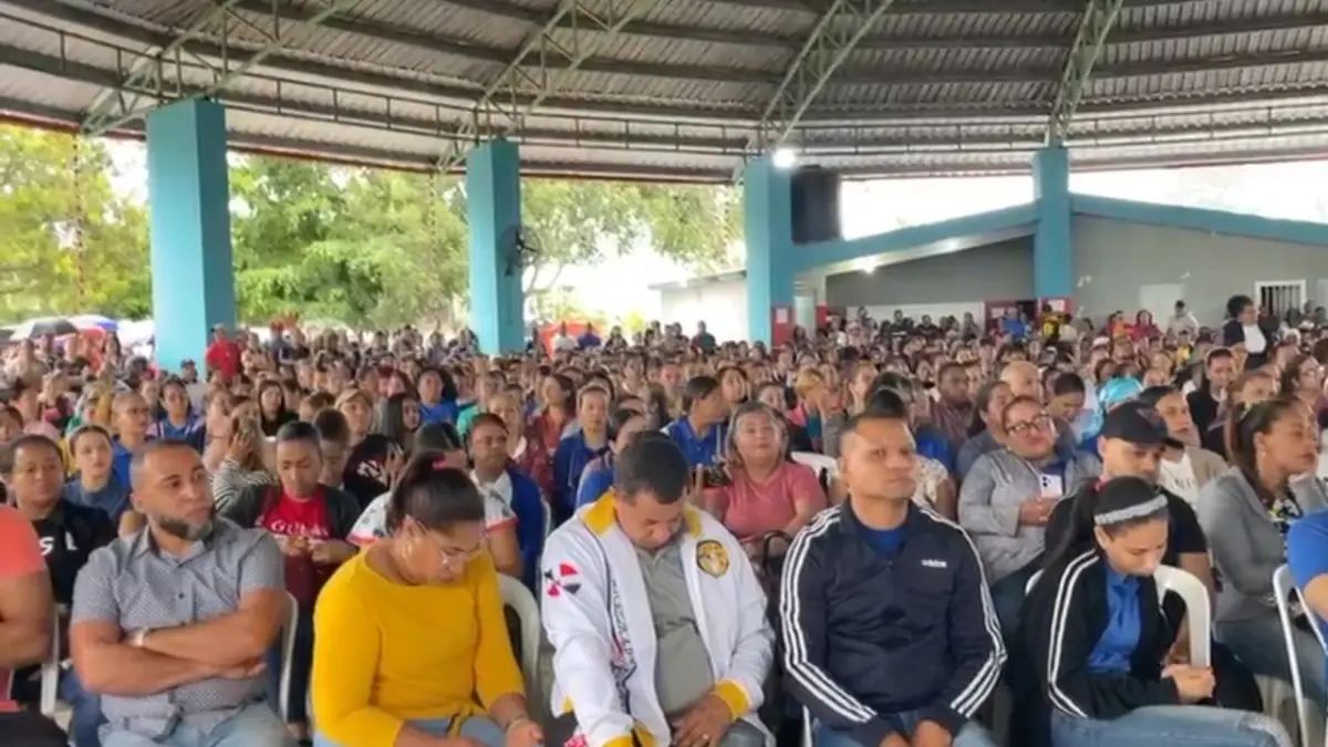 ADP anuncia plan de lucha en SFM tras intoxicaciones de estudiantes y docentes