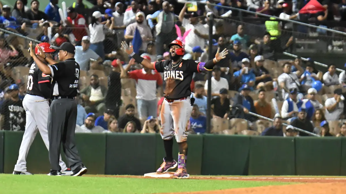 Caminero quedó a un HR del ciclo en paliza del Escogido al Licey