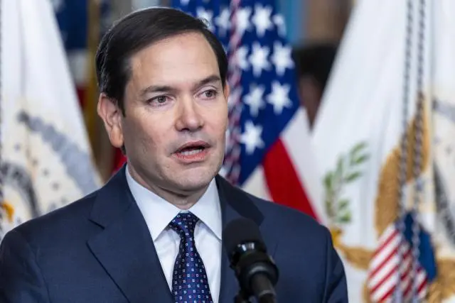 Rubio visita las instalaciones del Canal que Trump amenaza con recuperar a la fuerza