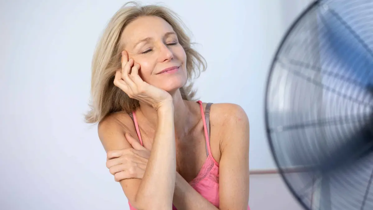 La Consulta: tratamientos que ayudan con los síntomas de la menopausia  