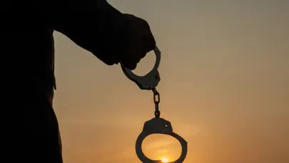 Dictan un año de prisión preventiva contra hombre vinculado al tráfico internacional de drogas narcóticas