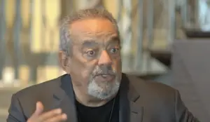 Alfonso Rodríguez tras incendios: “Estamos viviendo en el carro mientras encontramos dónde quedarnos”