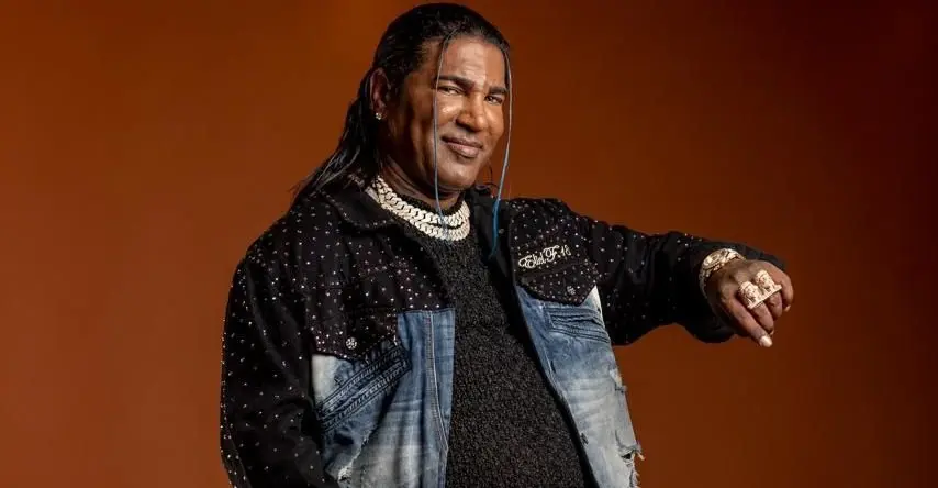 Omega El Fuerte invitado de honor a brunch especial de los Grammys