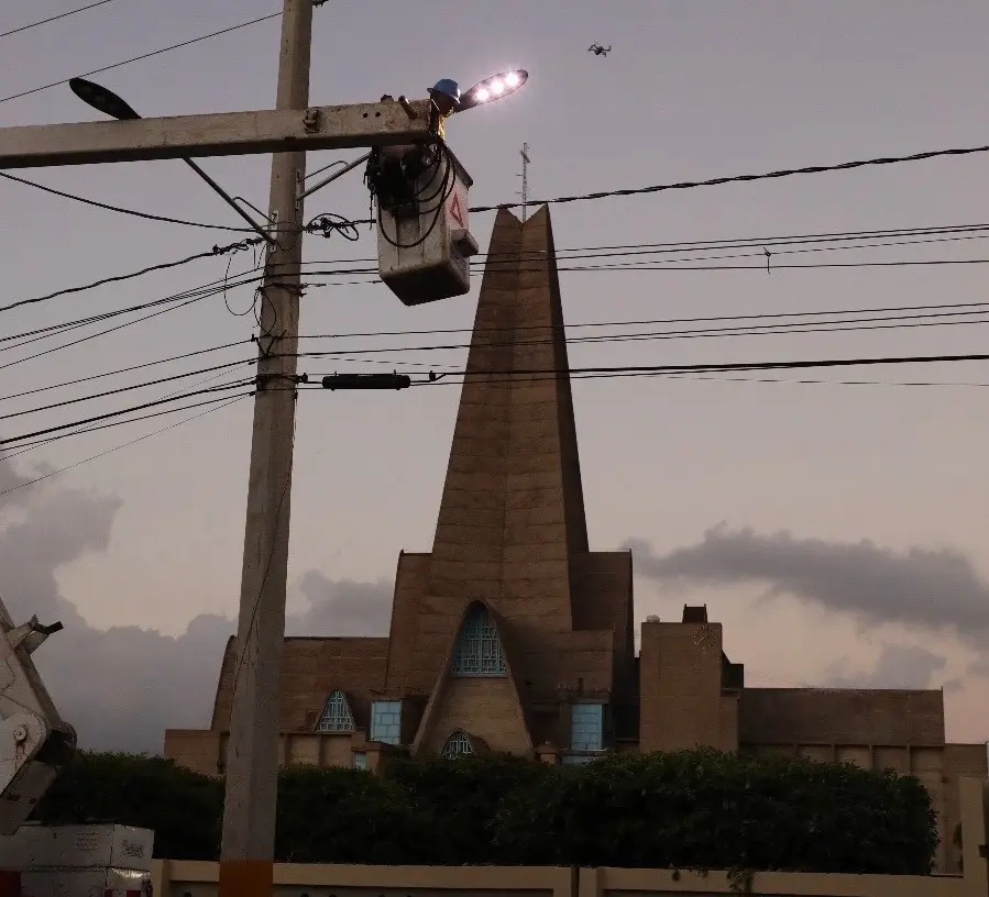 EDEEste refuerza alumbrado con inversión de RD$622,373.45 pesos por día de la Virgen de La Altagracia