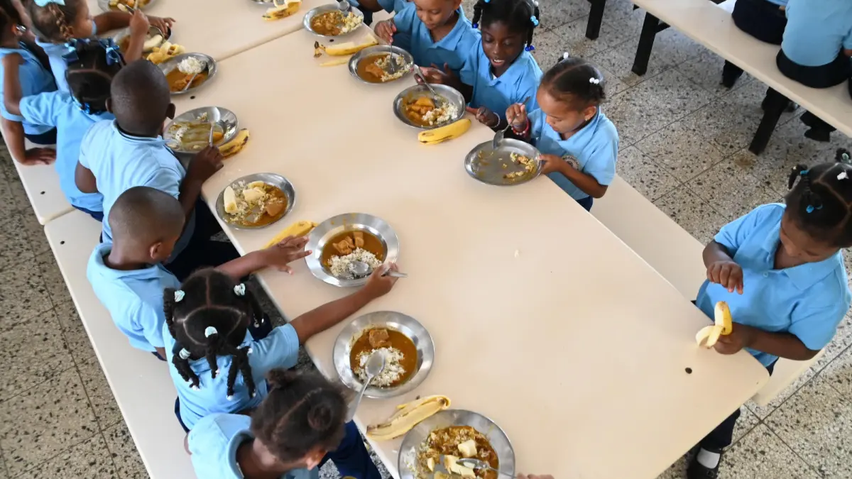 INABIE superará la entrega de mil millones de raciones alimenticias este 2025