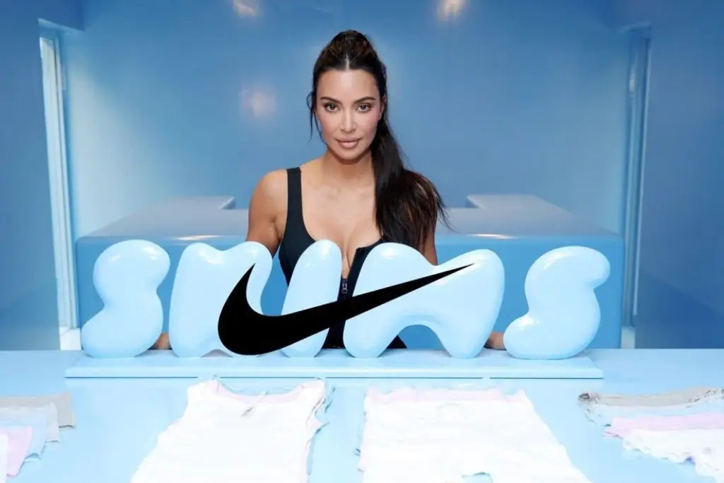 Nike anuncia una nueva marca con Kim Kardashian tras notable caída en sus beneficios