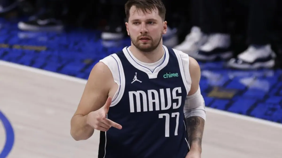 ¡Sorpresa! Luka Doncic cambiado a los Lakers por Anthony Davis