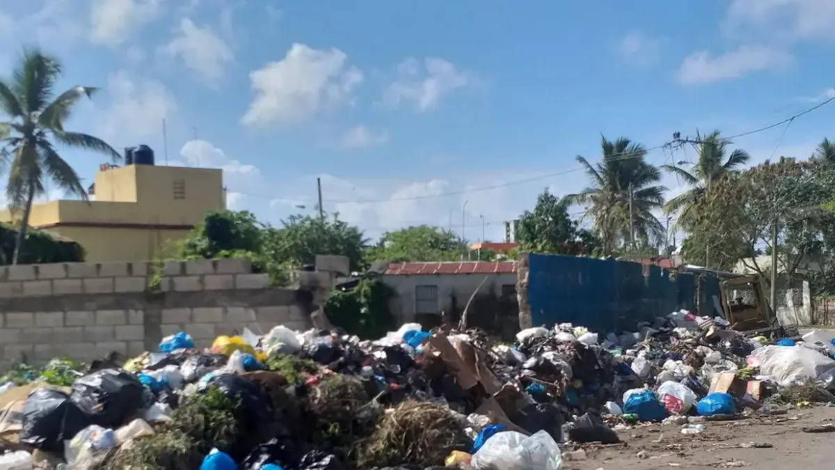 Residentes de Pantoja denuncian acumulación de basura y falta de recolección en el sector